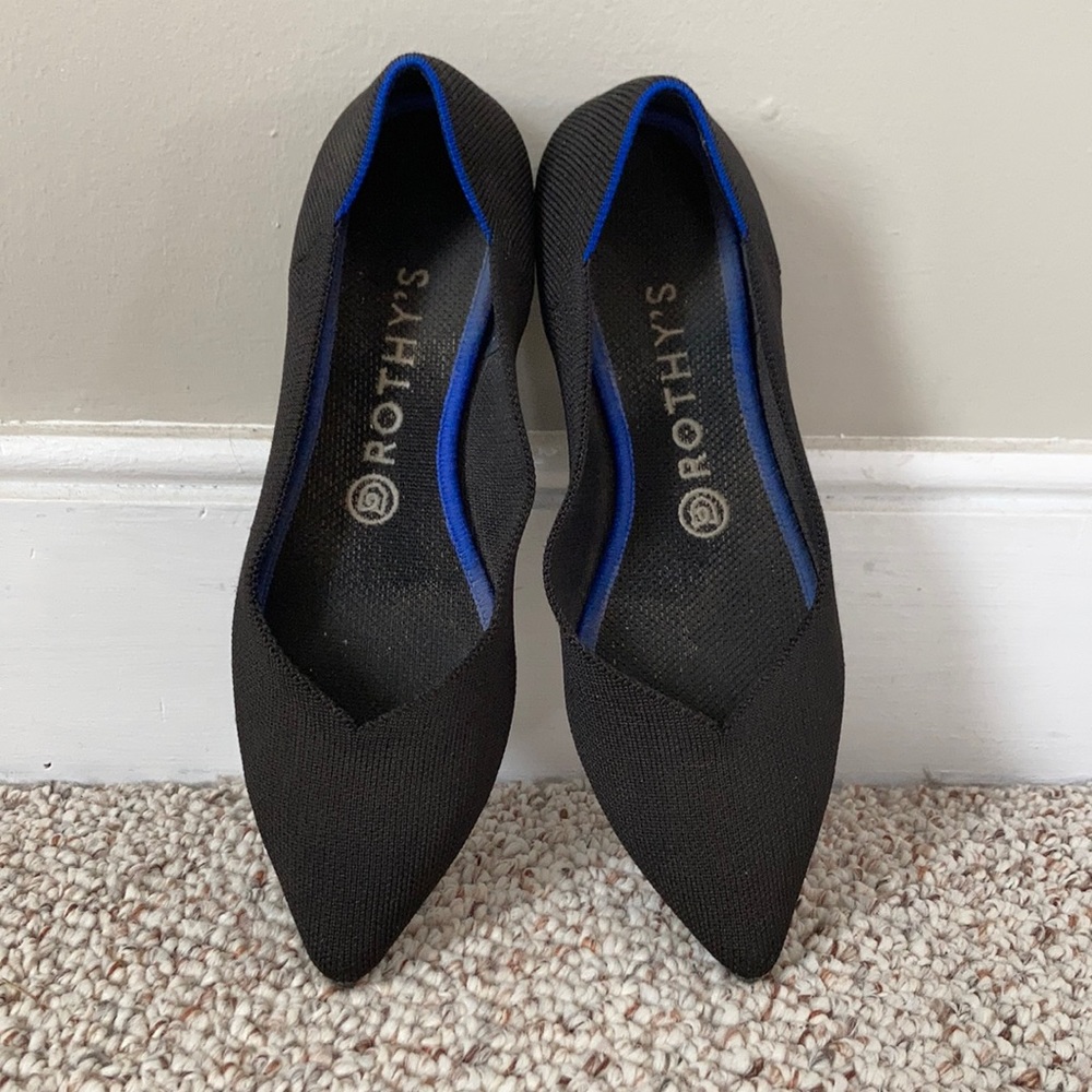 Rothy‘s black pointed flat shoes women’s size 9